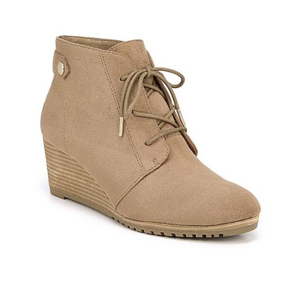 Dr. Scholl's Conquer Wedge Bootie. - Picture 1 of 1